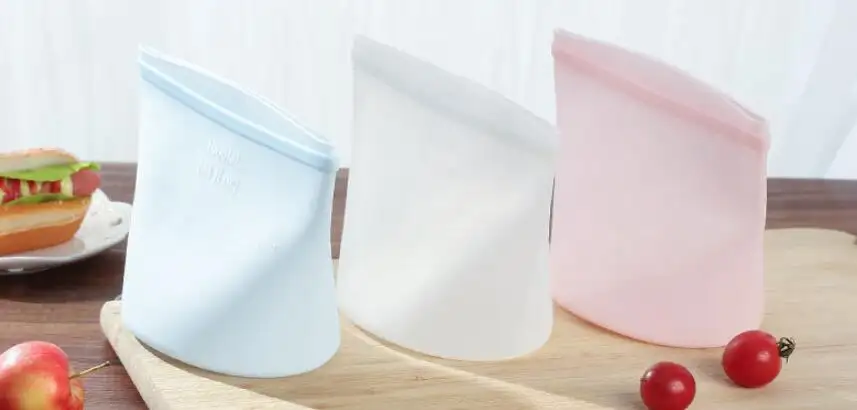 Set of 3 Silicone Food Storage Bags – Leakproof & Reusable